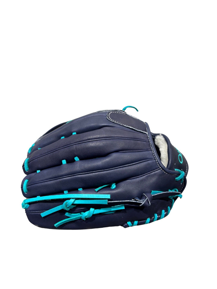 Onyx Navy Fielding Glove